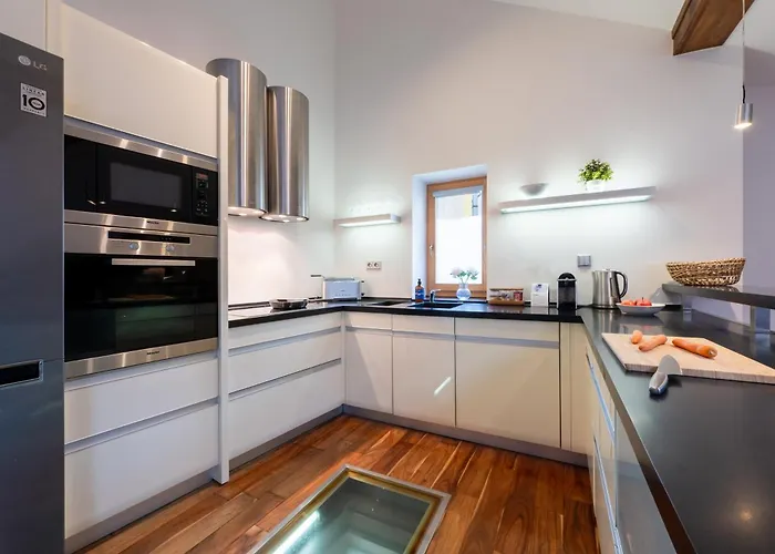Apartman Days - Sattic With Ac Next To Old Town Square