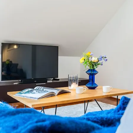 Days - Sattic With Ac Next To Old Town Square Apartmán *